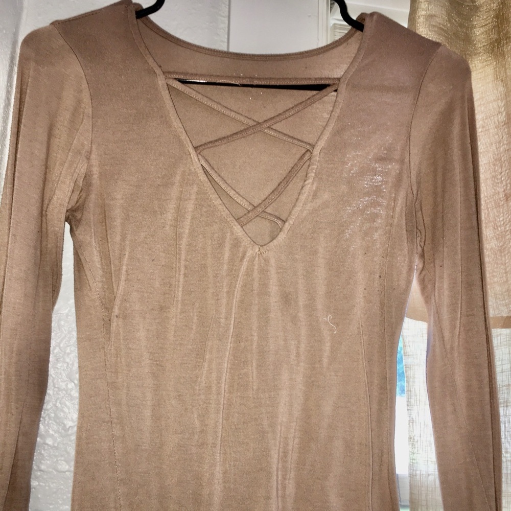 Crossed long sleeve